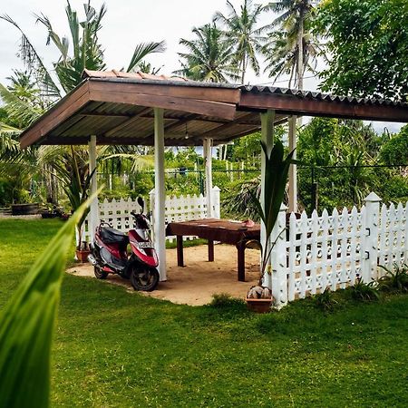 Hotel Beach Corner Weligama Exterior foto