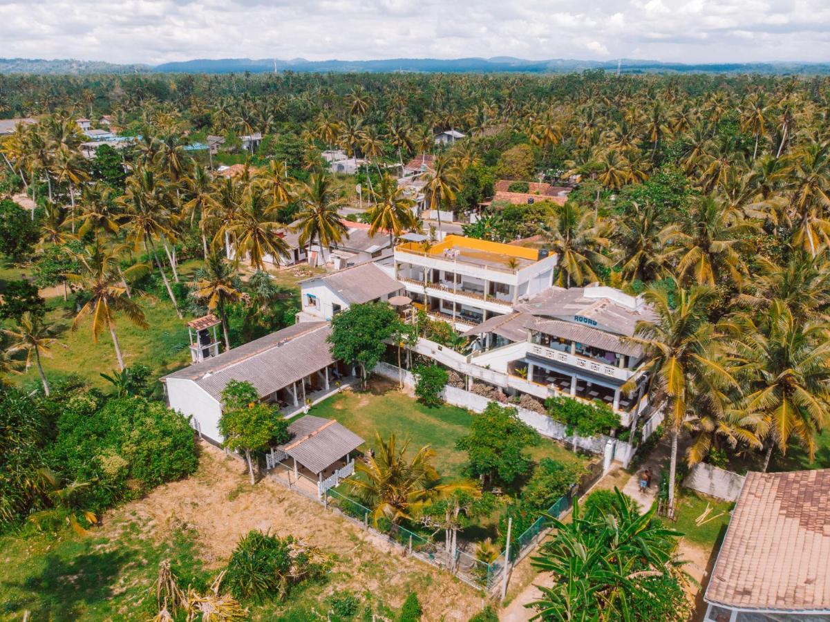 Hotel Beach Corner Weligama Exterior foto